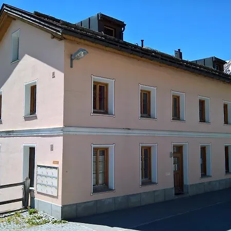 Bed and breakfast Chasa Arfusch