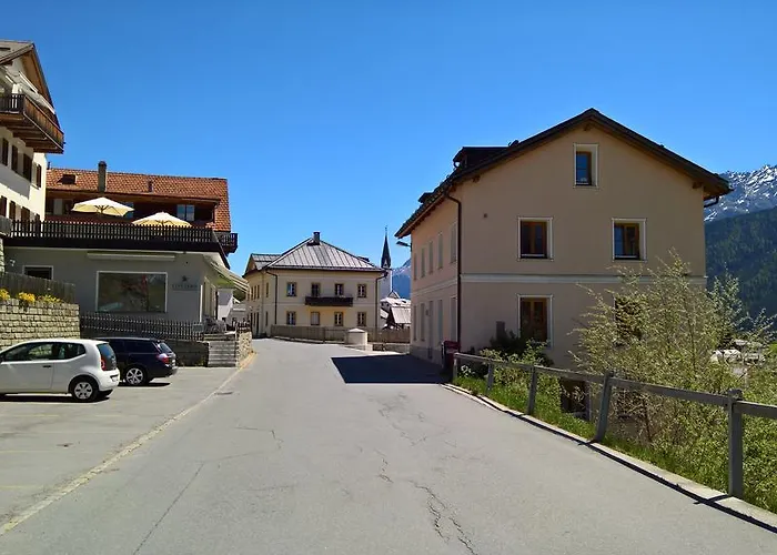 Chasa Arfusch Panzió