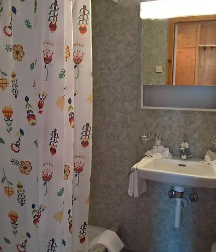 Chasa Arfusch Couette-café Ardez